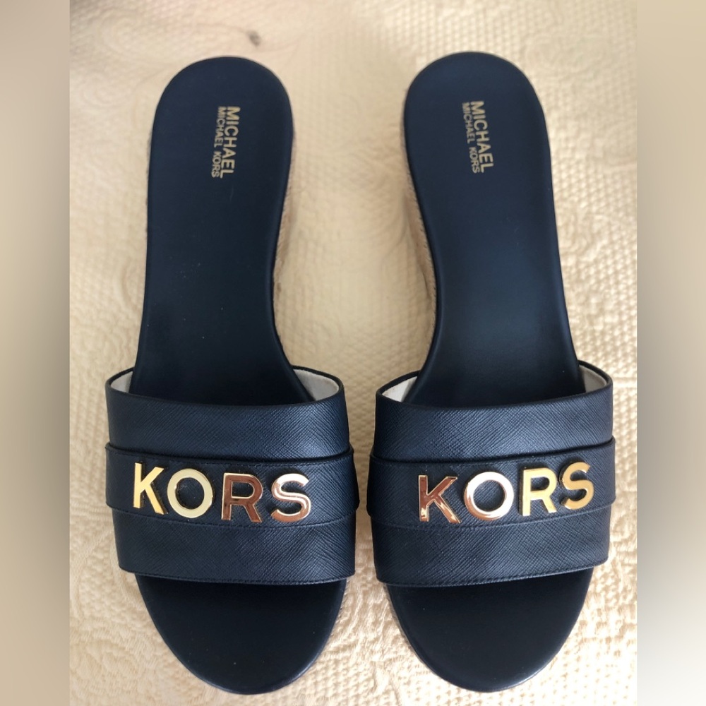 NWOT Michael Kors Wedges